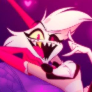 Meet your Posher, Scarlett